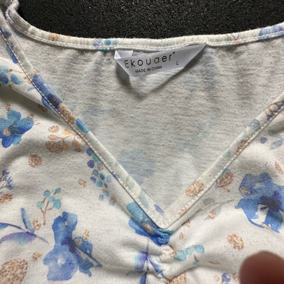 Ultra-Soft Women’s Pajamas Set Size L - Picture 6 of 9